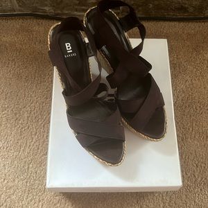 Brand New Never Been Worn Baker Size 9 Wedge Sandals